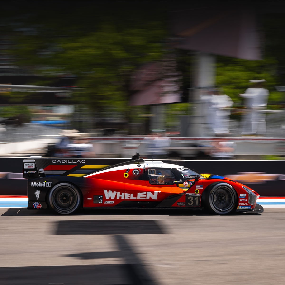 CADILLAC RACING