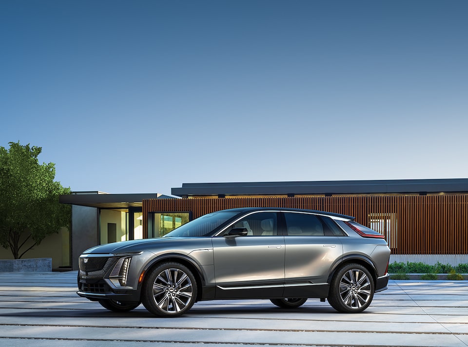 Cadillac Luxury Vehicles Sedans Suvs Electric