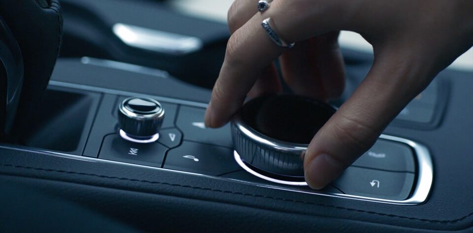 Cadillac Interior Controls: How-To