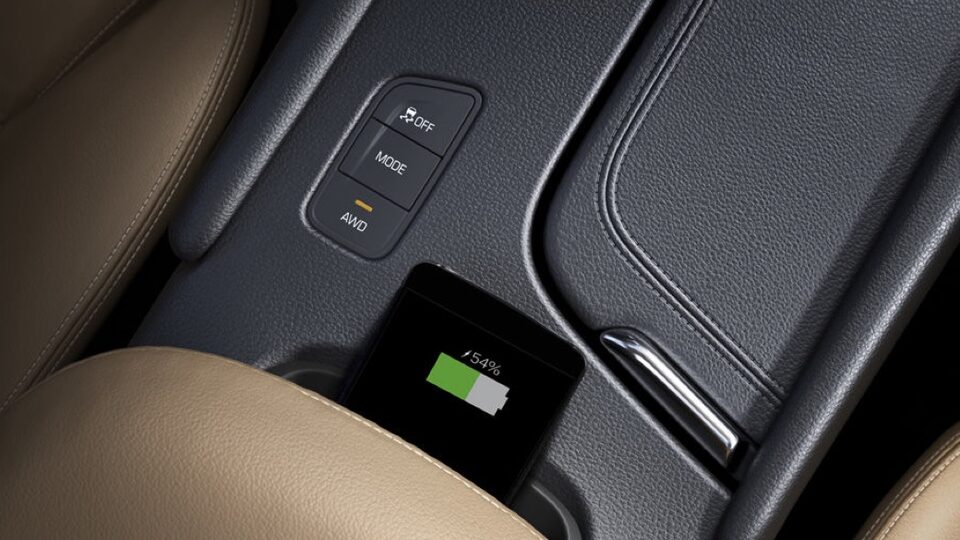 Using My Wireless Phone Charger In My 2022 Cadillac Xts