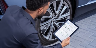 Electric Vehicle Services | Cadillac Certified Service