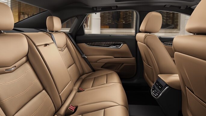 Interior del vehículo Cadillac