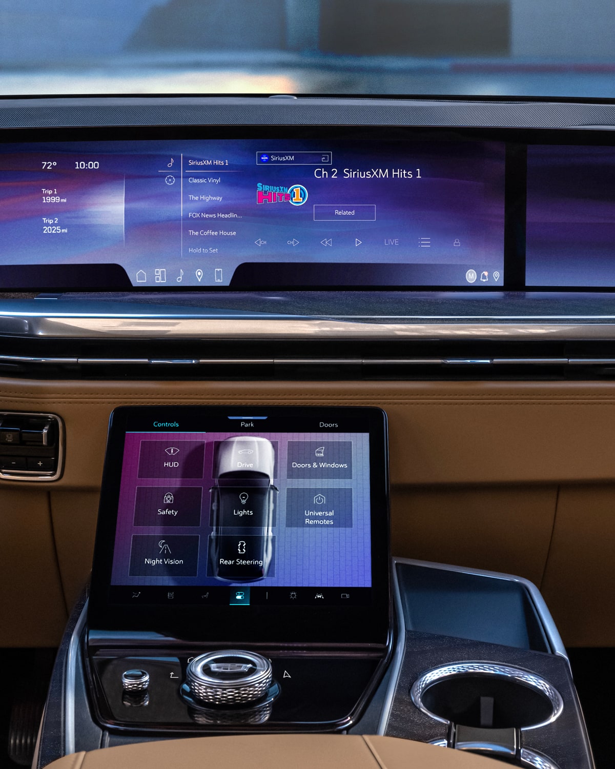 The ESCALADE IQ Infotainment Display Screen and Middle Console Control Center
