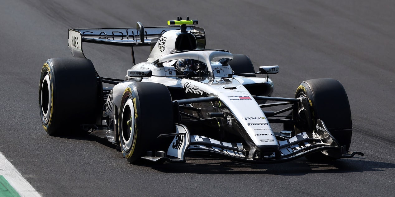Valtteri Bottas Driving On Track.