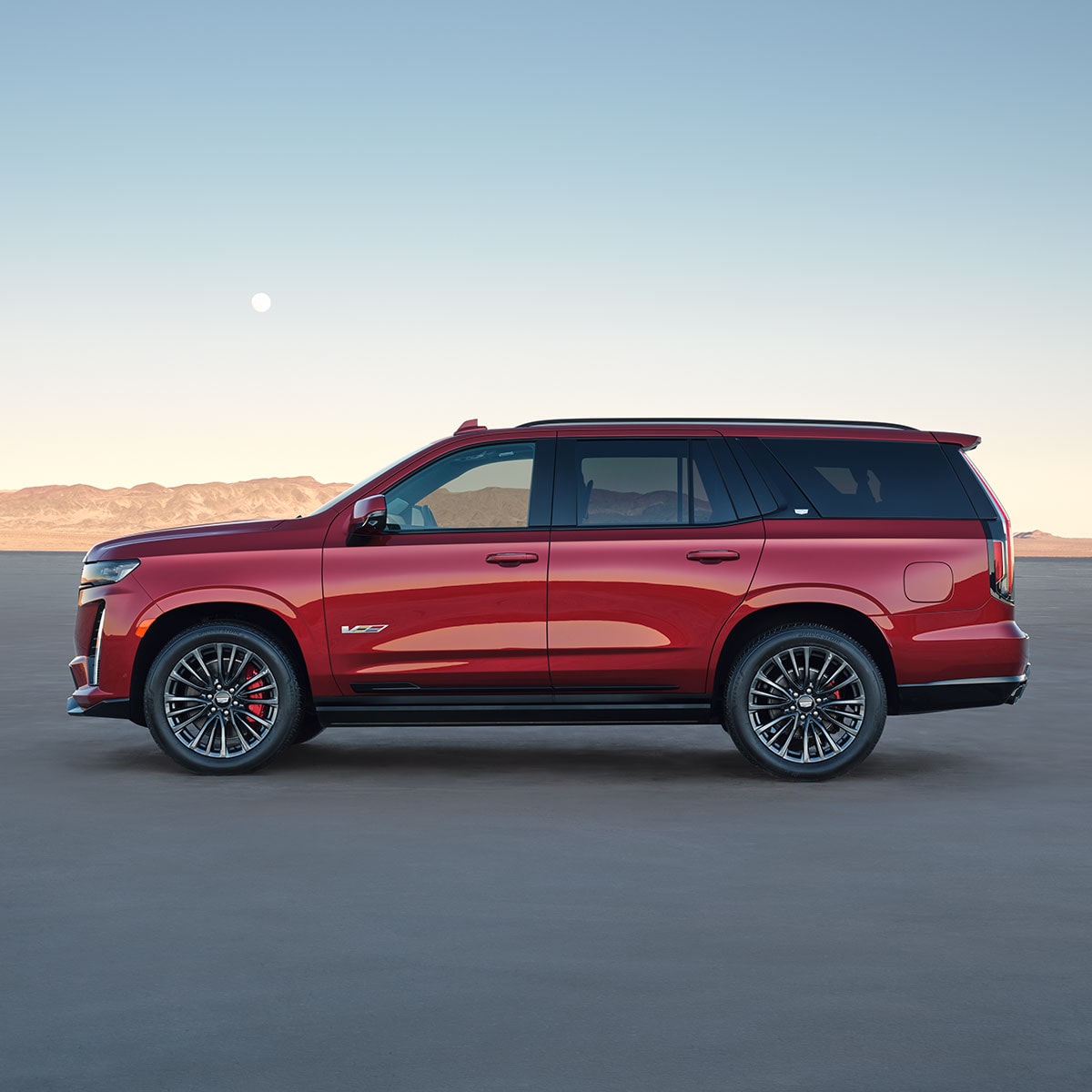 Side-Profile of 2024 Cadillac Escalade V