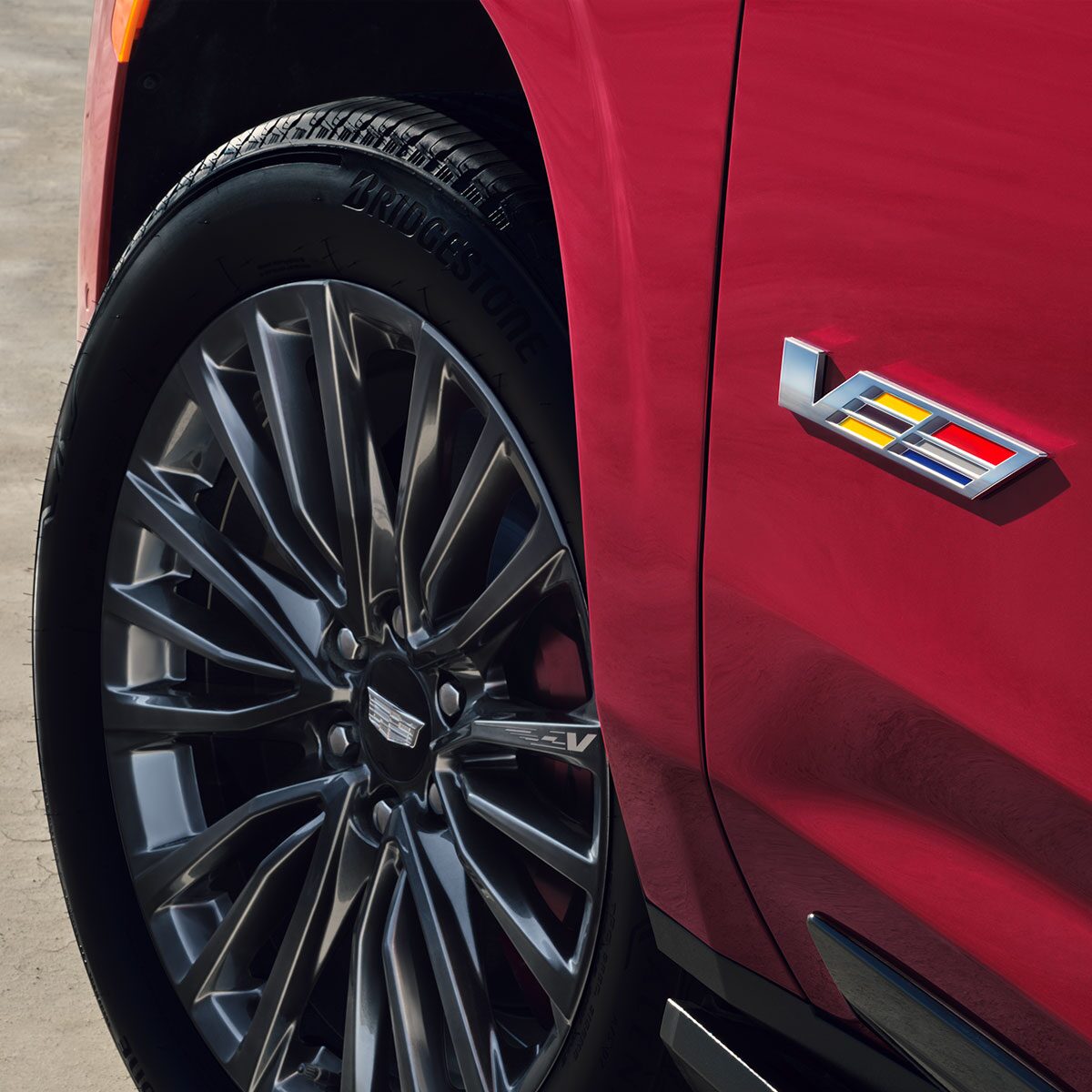 Front Wheel and V-Series Badging on the 2024 Cadillac Escalade V