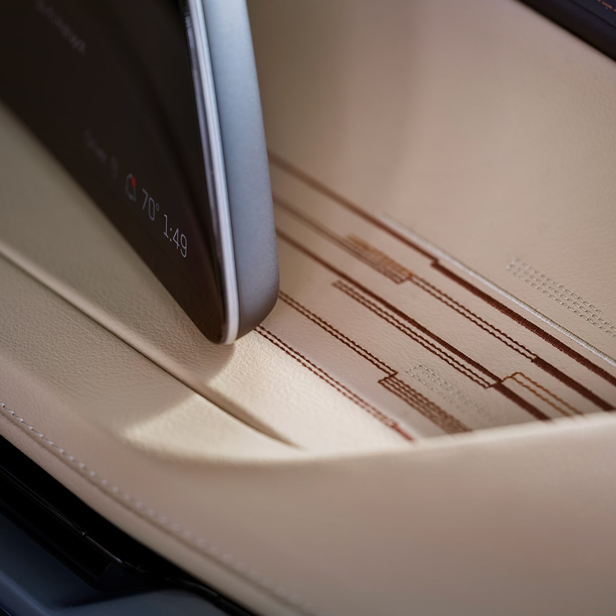 The Interior Leather Details of the XT4
