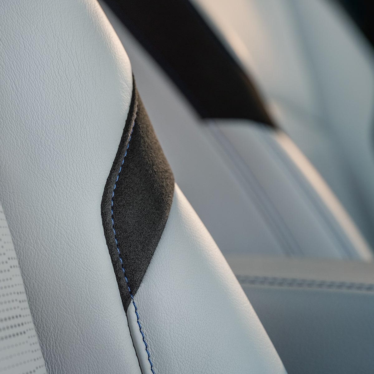 The Black Seat Accenting of the Cadillac XT4