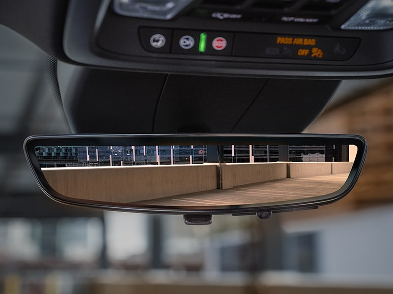 The Remarkable Vison Assistance of the Rear Camera Mirror of the XT4