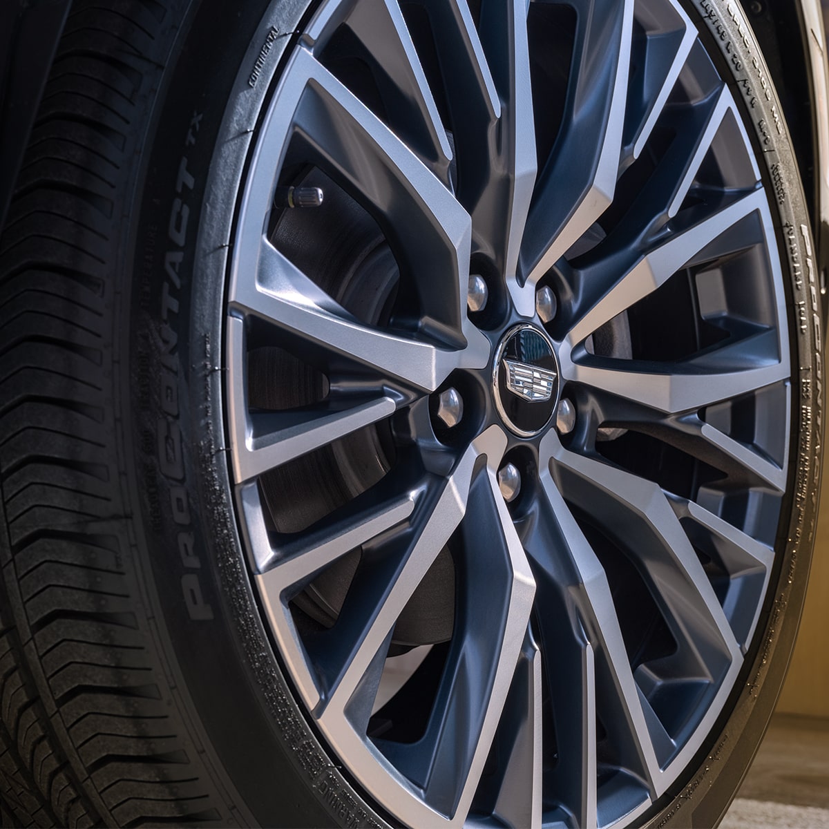The Stylish Alloy Wheels of the XT4