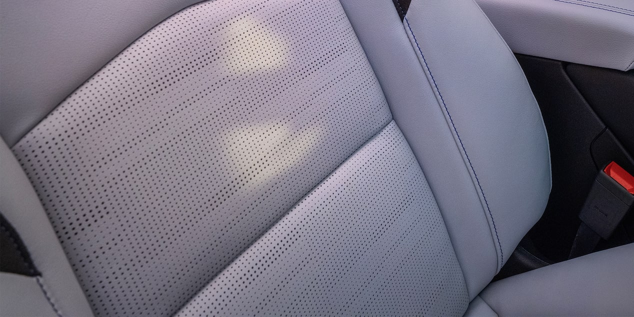 The Comfortable & Luxurious Seating of the XT4