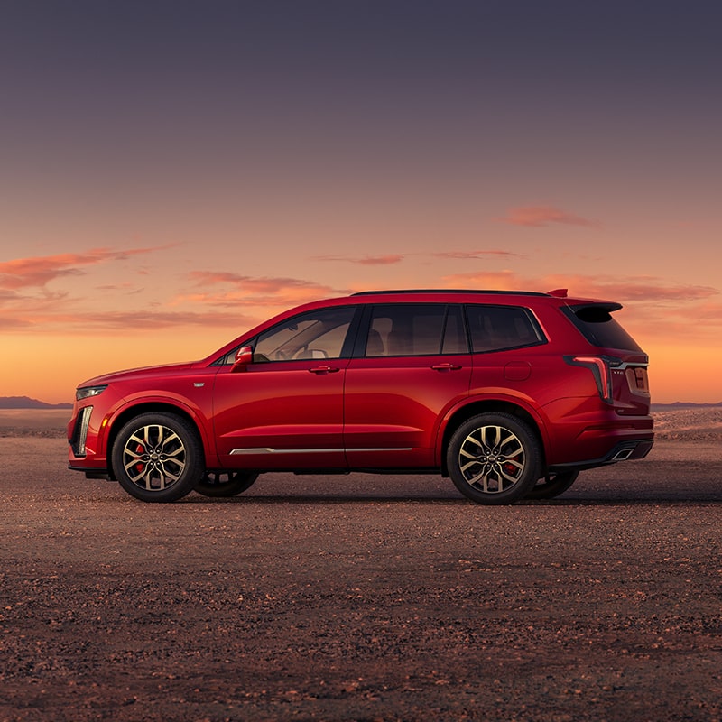 The Impressive Profile of the XT6 During the Sunset