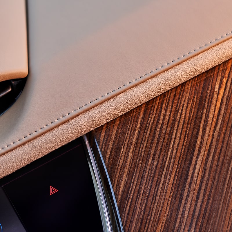 Premium Leather Trim in the New Cadillac XT6