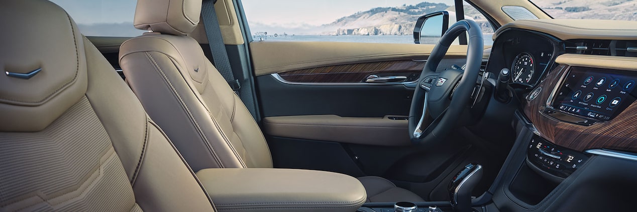 The Luxurious & Technology Advanced Interior of the Cadillac XT6