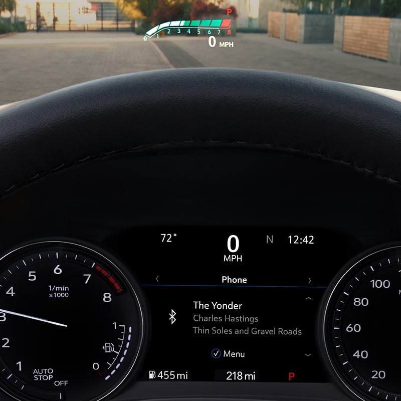 Heads Up Display on Windshield in the Cadillac XT6