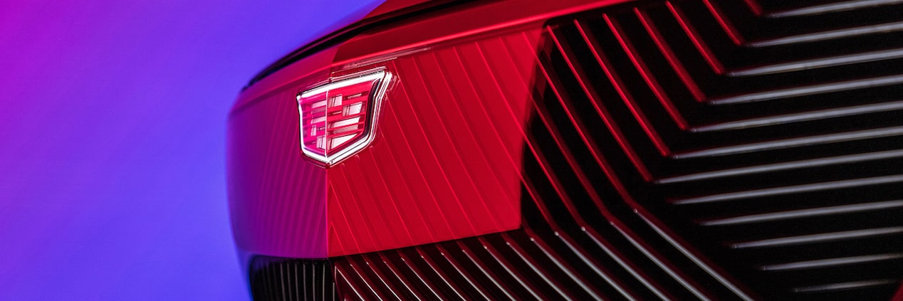Parrilla frontal brillante del Cadillac CELESTIQ