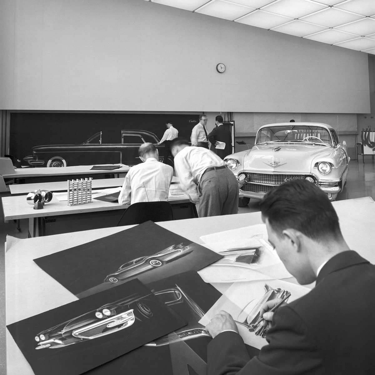 Dave Holls haciendo un boceto, 1957