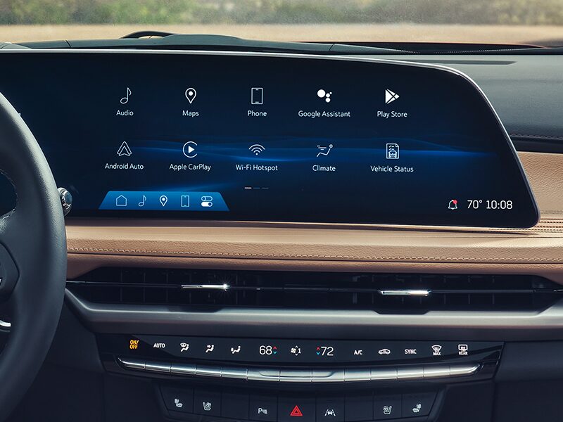 2025 XT4 Vehicle Features Cadillac