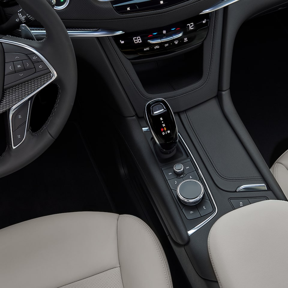 2025 XT5 Vehicle Gallery Cadillac
