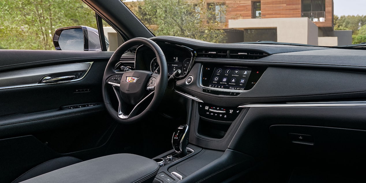 Cadillac XT6: The Sophisticated Three-Row Luxury SUV That Balances Style and Practicality
