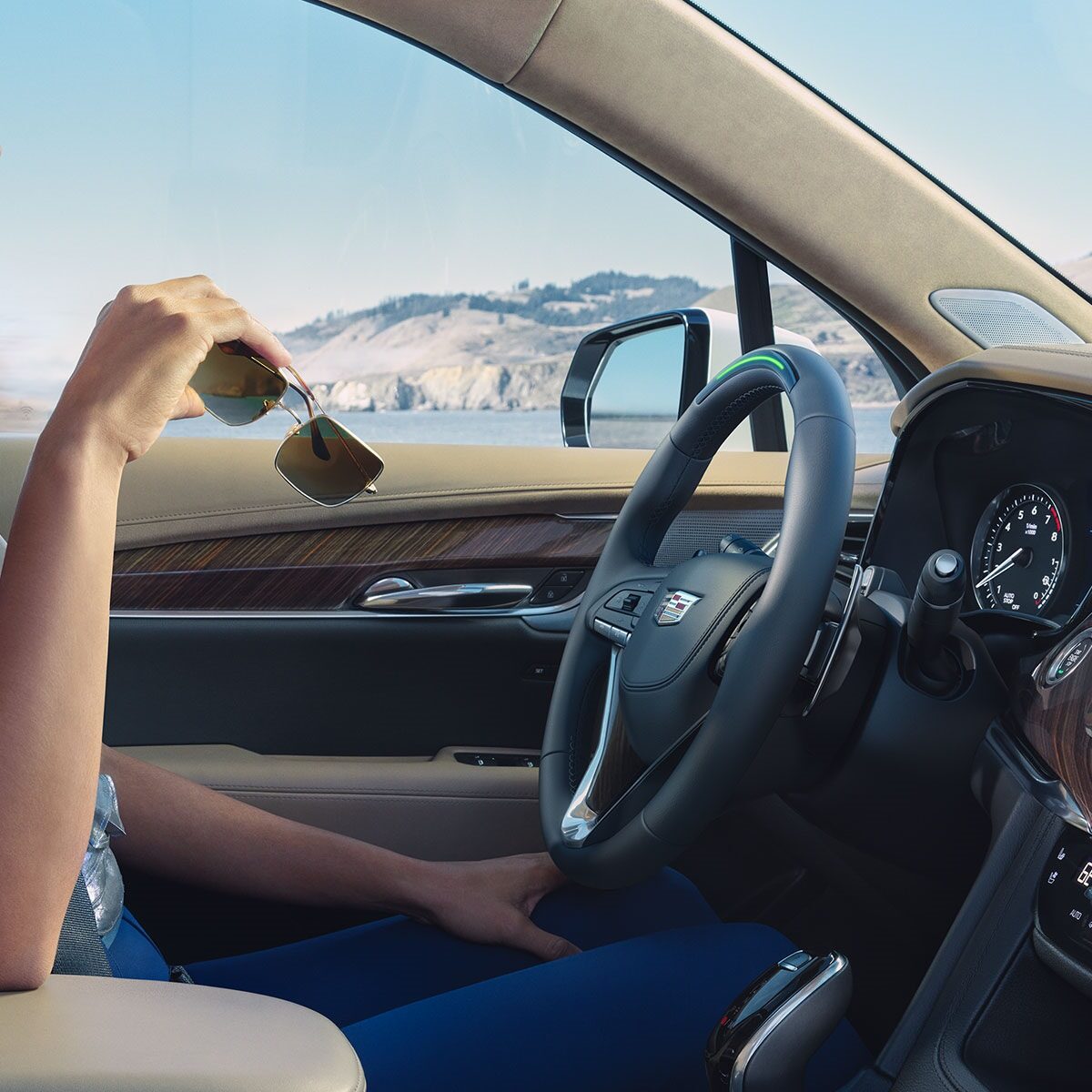 XT6 Cargo Flexibility