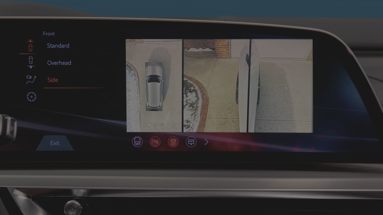 Close-up of the Cadillac LYRIQ HD Surround Feature on the Driver's Dashboard Screen