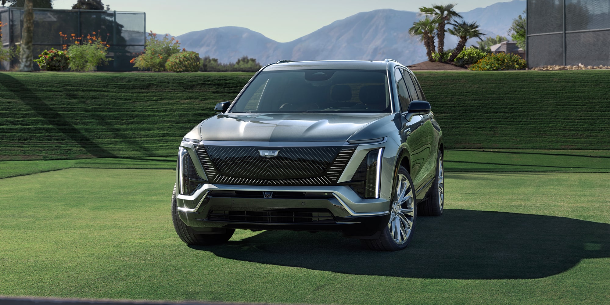 2026 cadillac vistiq front driver side view
