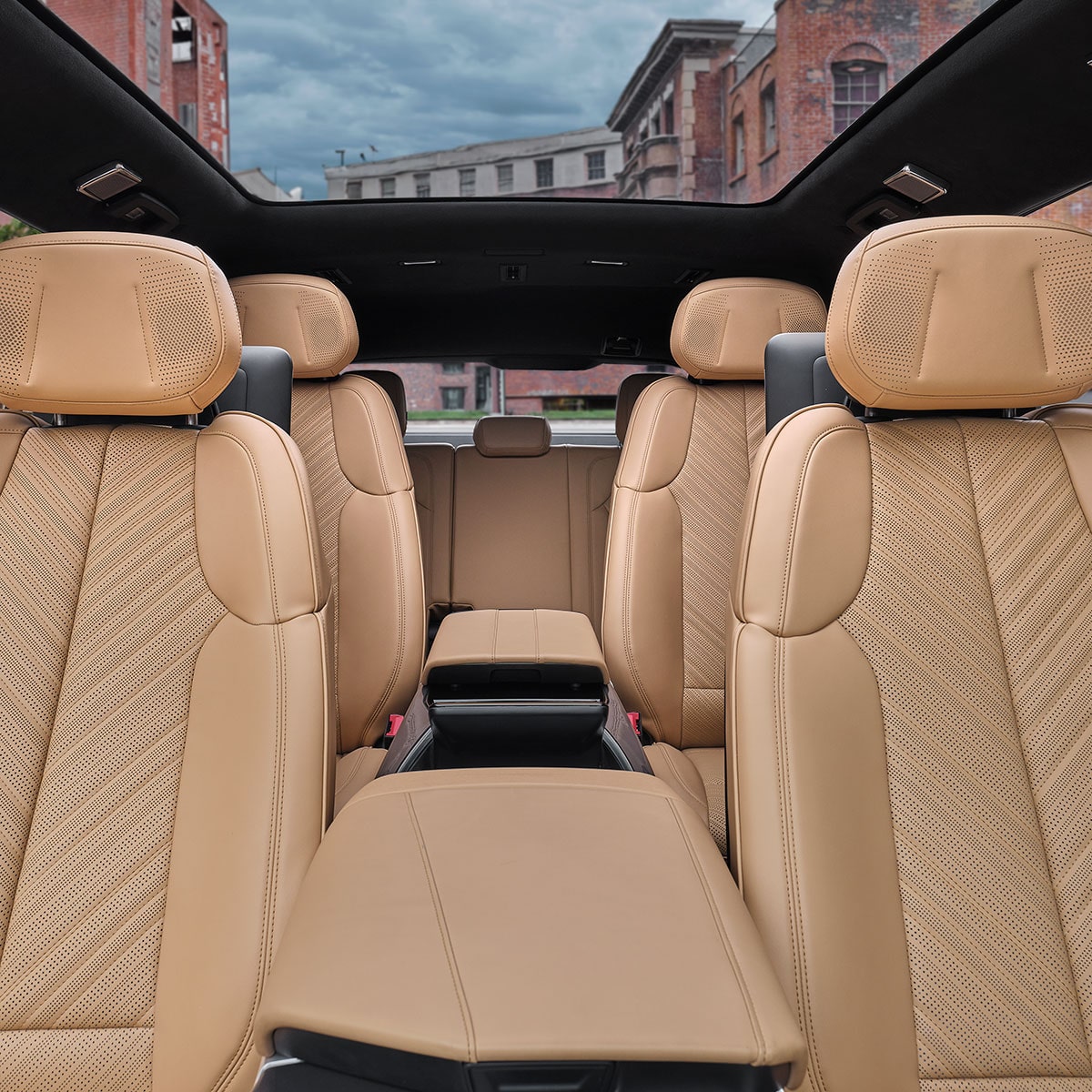 2026 cadillac escalade iq interior seating capacity