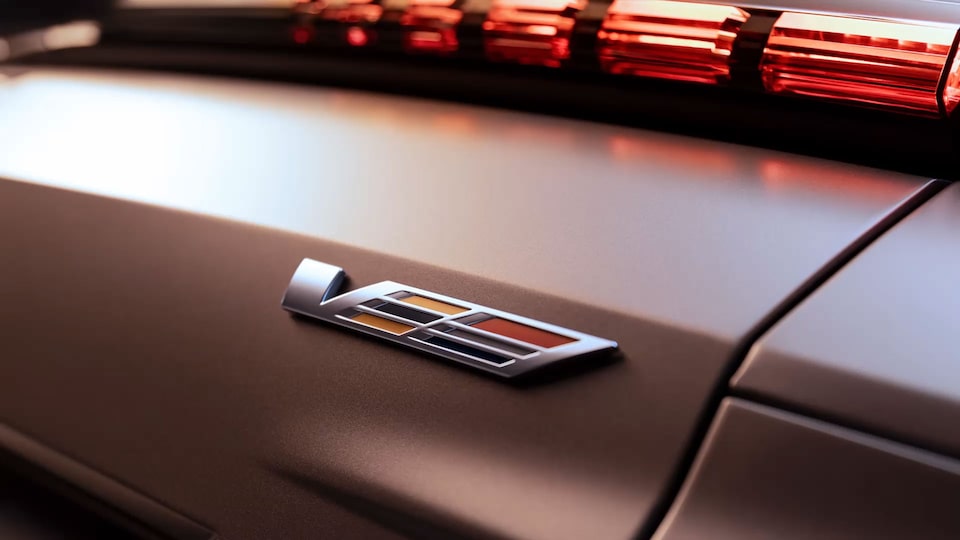 The V-Series Logo on the 2026 LYRIQ-V Exterior