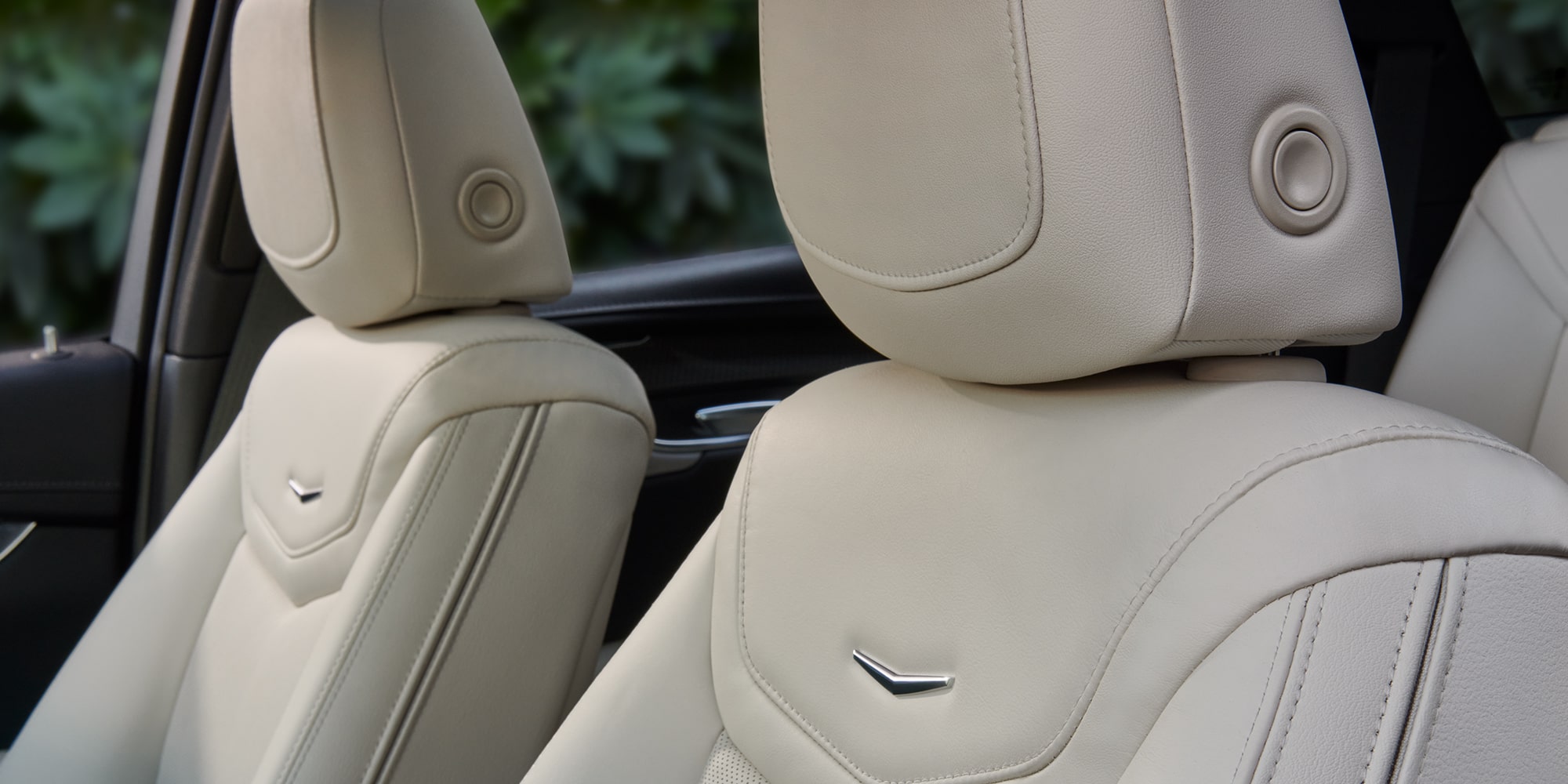 Cadillac XT5 Interior Seats