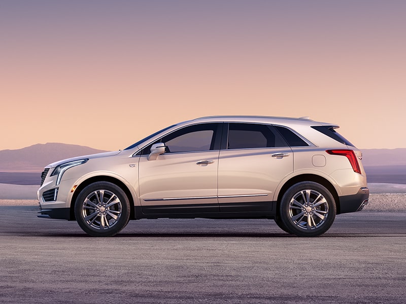START　XT2　XT4　XT5 2022 Cadillac XT5