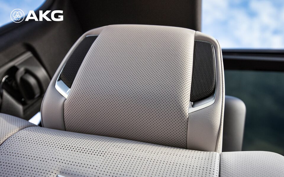 2021 Cadillac Escalade Full-Size SUV AKG Studio Reference sound system
