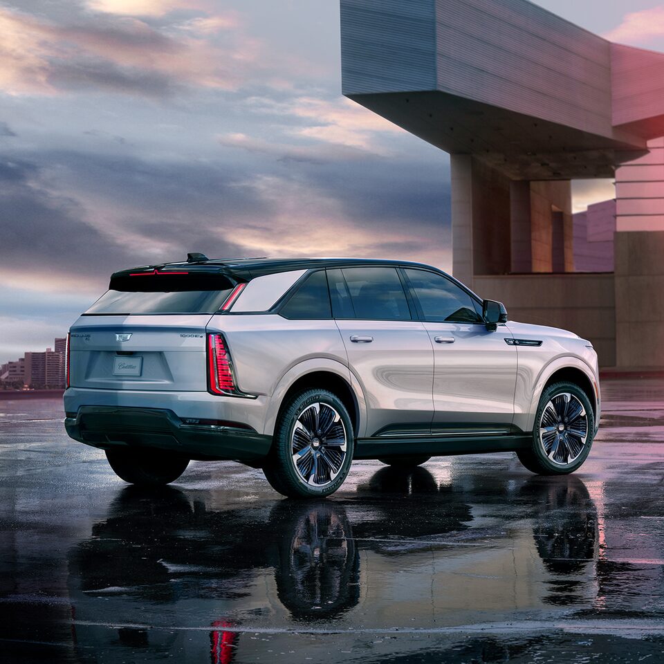Side Back Angle View of the 2025 Cadillac ESCALADE IQ