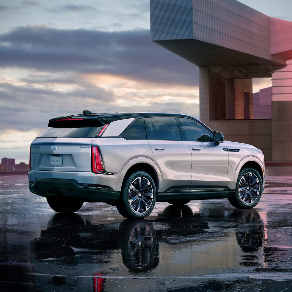 Side Back Angle View of the 2025 Cadillac ESCALADE IQ