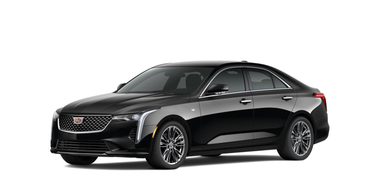 Vista de tres cuartos de un Cadillac CT4 negro