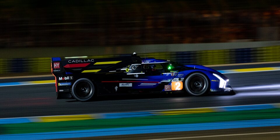 V Series 20th Anniversary Racing Cadillac