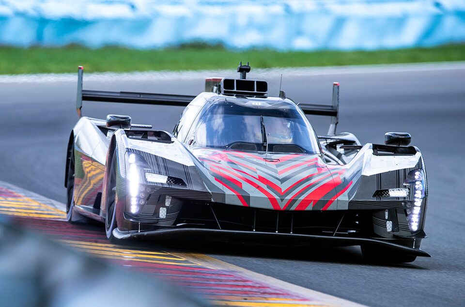 Cadillac Racing lmdh-V Head On View of Race Car on Track