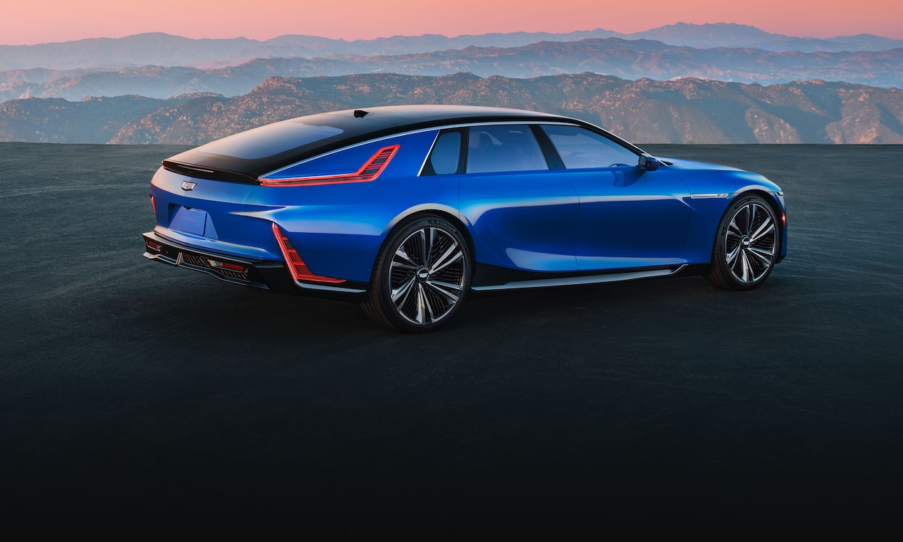  The Side Profile of the Luxurious CELESTIQ with a Magnificent Mountain Sunset